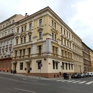 *** Otel Anette Çek Cumhuriyeti