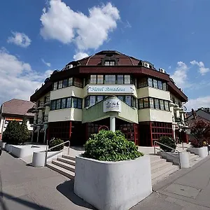 hotel-amadeus-budapest.inbudapesthotels.com/