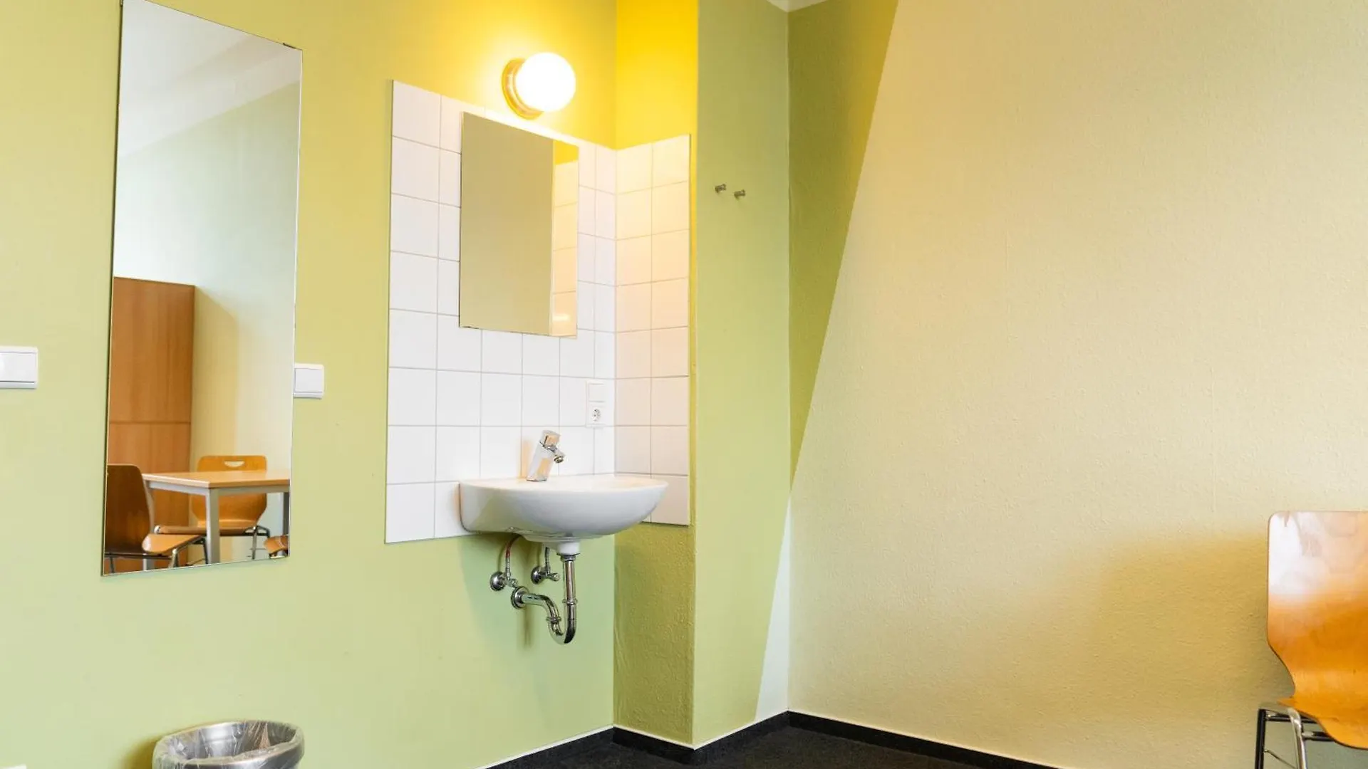 Industriepalast Berlin Hostel